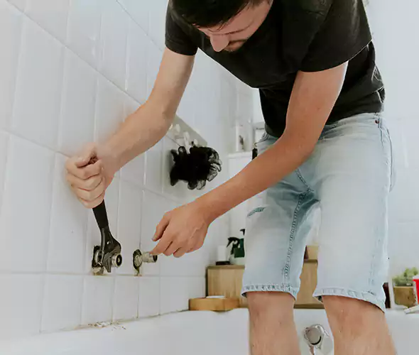 Affordable Bathtub Faucet Replacement in Old Jamestown: Choose Experienced Local Technicians
