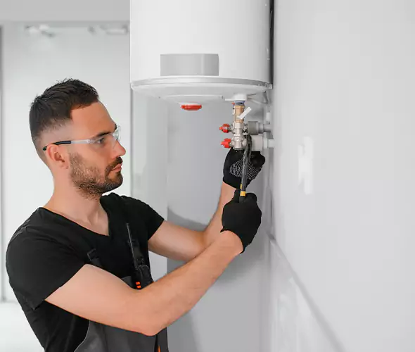 Expert Plumber for Water Heater Expansion Tank Installation in Old Jamestown, MO